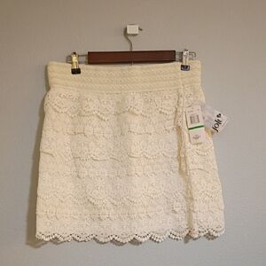 Jolt Women's White Lace Mini Skirt